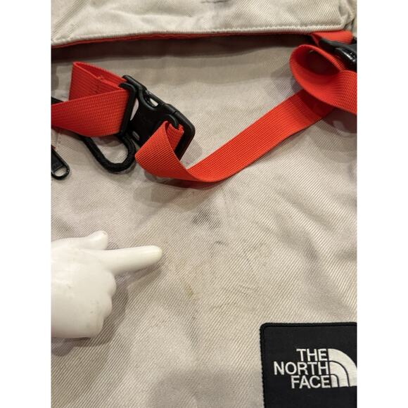 The North Face Light Gray Red PRE-HAB 28L Daypack Backpack - Picture 11 of 14